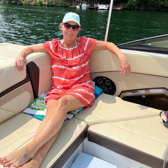 Meet your Posher, Robin - Picture 6 of 6